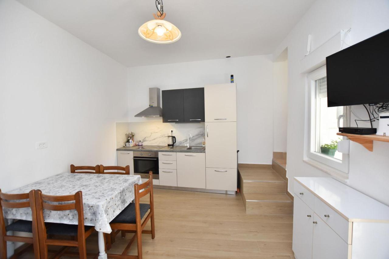 Apartment Miledina Primošten المظهر الخارجي الصورة