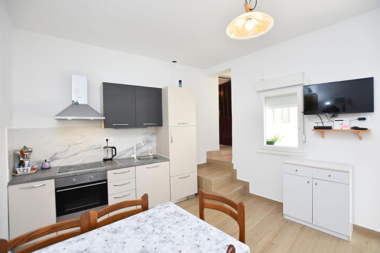 Apartment Miledina Primošten المظهر الخارجي الصورة